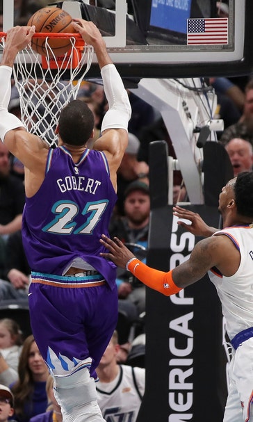 Mudiay scores 20 against former team, Jazz rout Knicks
